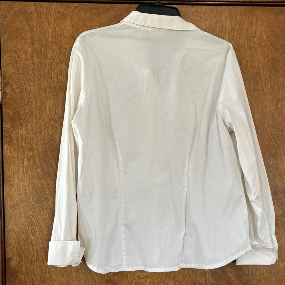Investments Women's White Button-Down Shirt - Picture 6 of 6